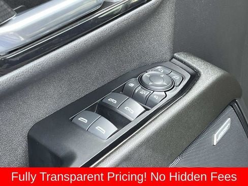 Used 2024 GMC Sierra 2500 AT4 w/ AT4 Premium Plus Package AWD/4WD image 26