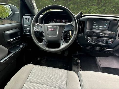 Used 2018 GMC Sierra 2500 4x4 Regular Cab image 9