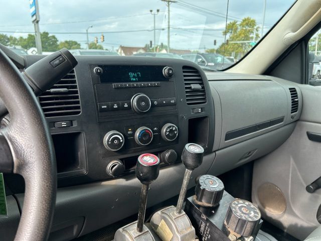 Used 2013 Chevrolet Silverado 3500 W/T RWD image 33