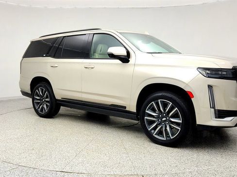 Used 2021 Cadillac Escalade Sport Platinum image 3