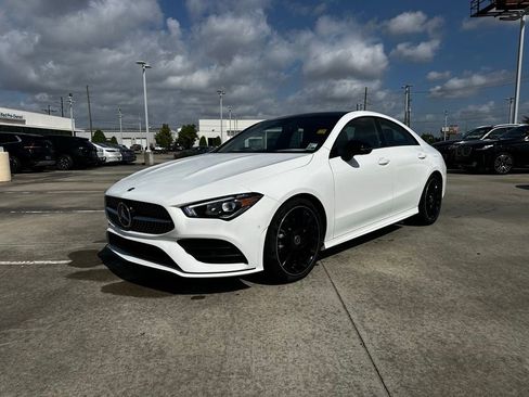 Used 2022 Mercedes-Benz CLA 250 image 1