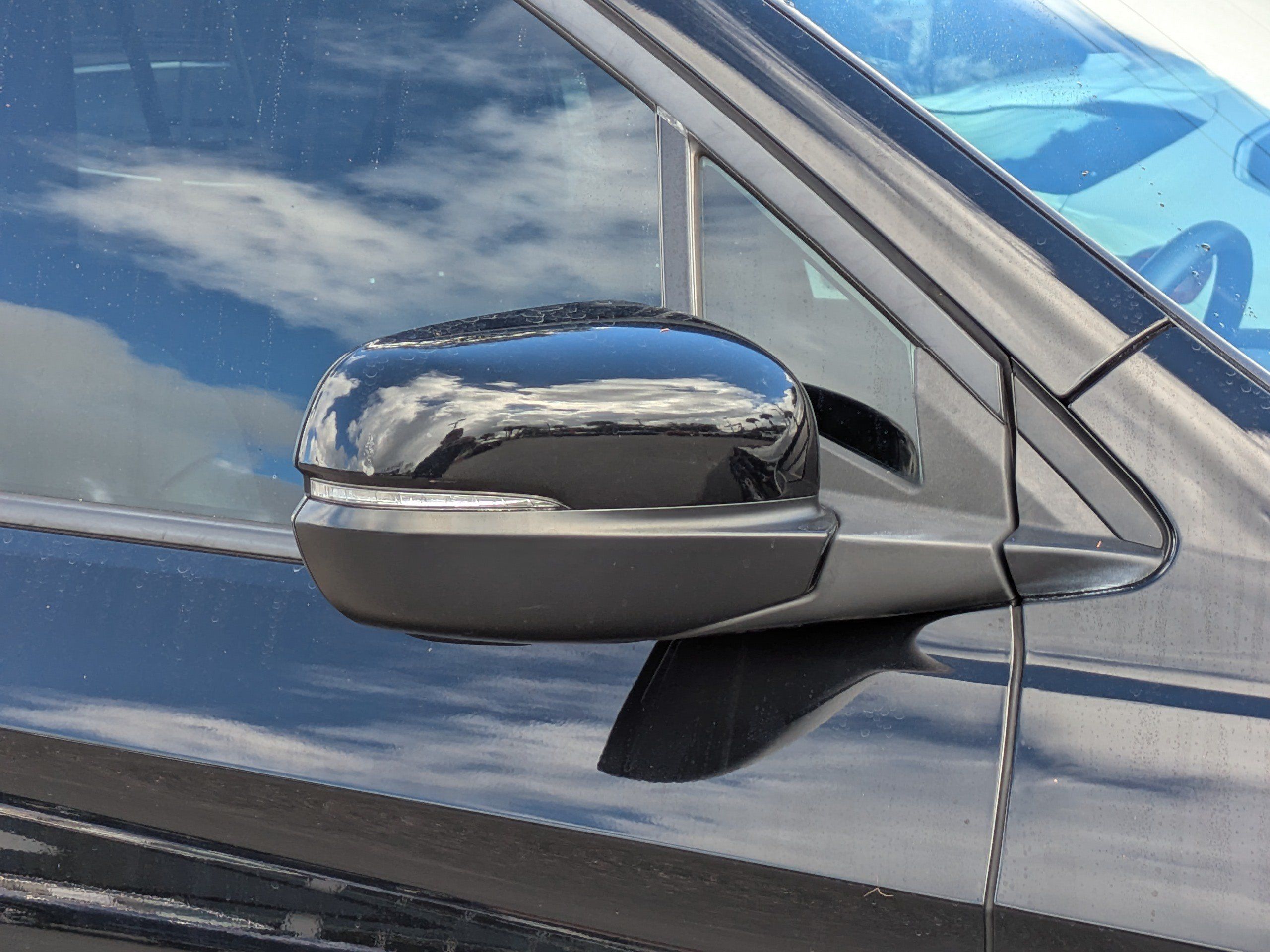 Used 2023 Honda Passport EX-L image 12