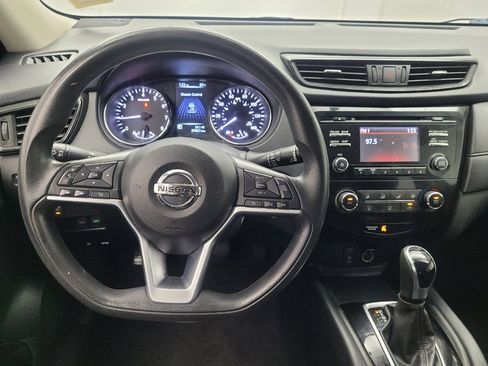 Used 2017 Nissan Rogue S FWD image 22
