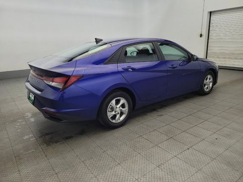 Used 2022 Hyundai Elantra SE image 10