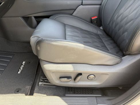 New 2026 Nissan Rogue Platinum w/ Platinum Premium Package AWD/4WD image 22