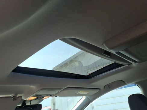 Used 2018 Honda Odyssey Touring image 11