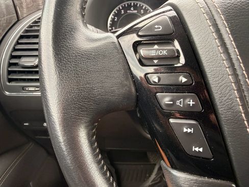 Used 2022 Nissan Armada Platinum w/ Captain's Chairs Package RWD image 45