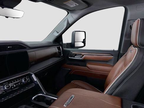 Used 2024 GMC Sierra 3500 Denali Ultimate image 24