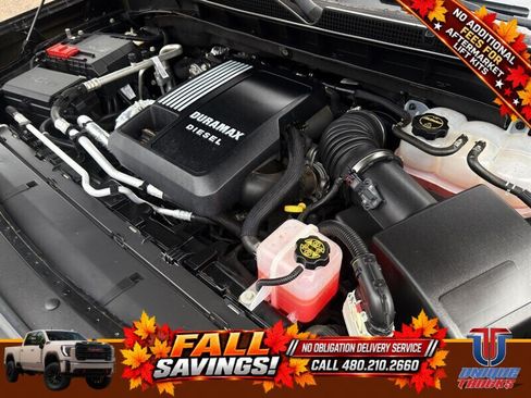 Used 2024 GMC Yukon XL SLT w/ SLT Luxury Package AWD/4WD image 13