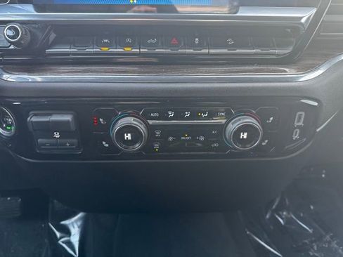 Used 2024 Chevrolet Silverado 1500 RST image 11