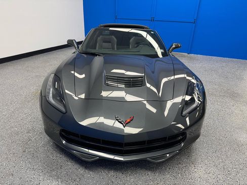 Used 2018 Chevrolet Corvette Stingray Coupe w/ Carbon Flash Badge Package RWD image 3