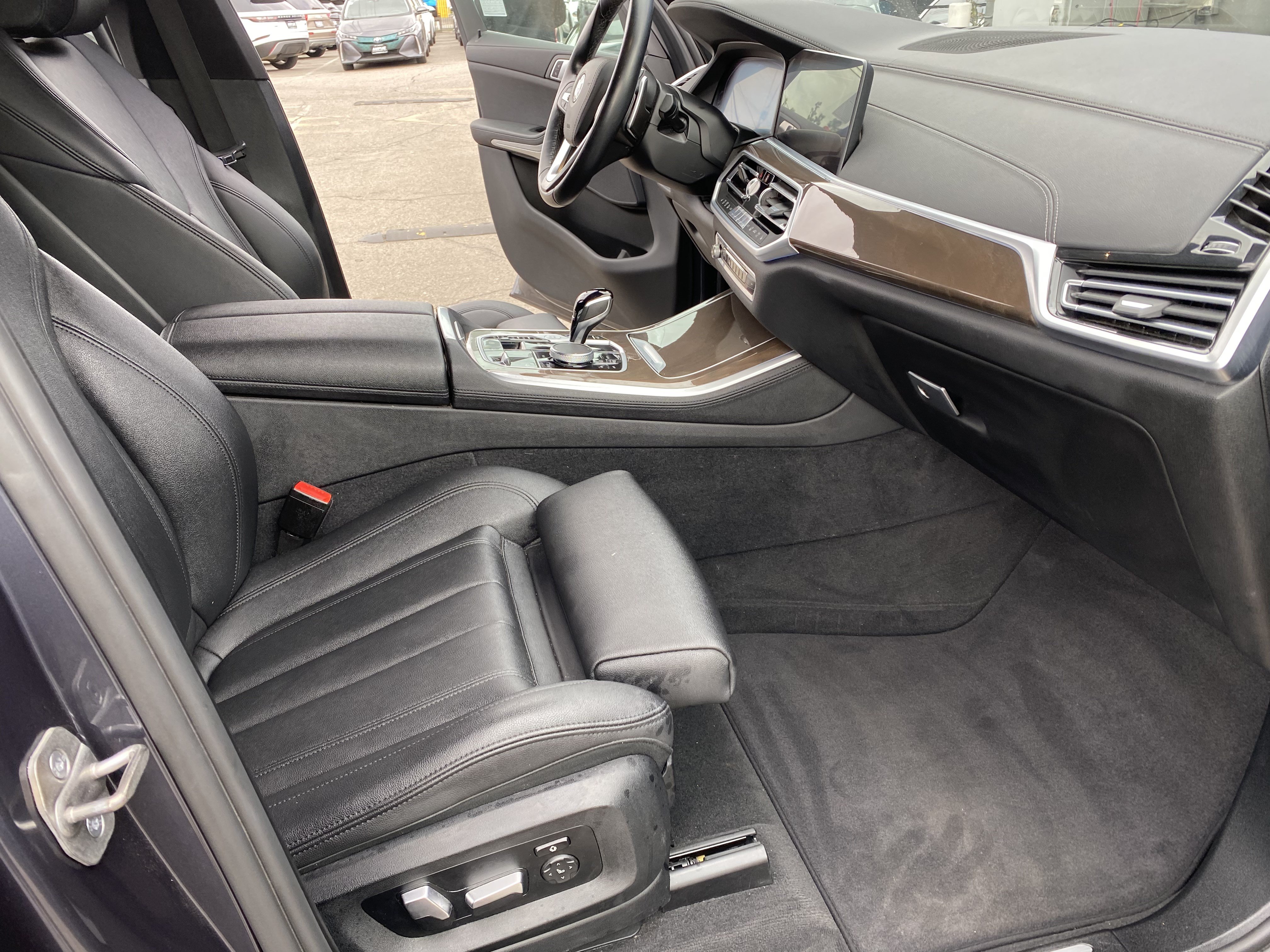 Used 2022 BMW X5 xDrive45e w/ Premium Package AWD/4WD image 23