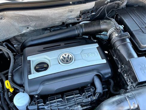 Used 2016 Volkswagen Tiguan S FWD image 33