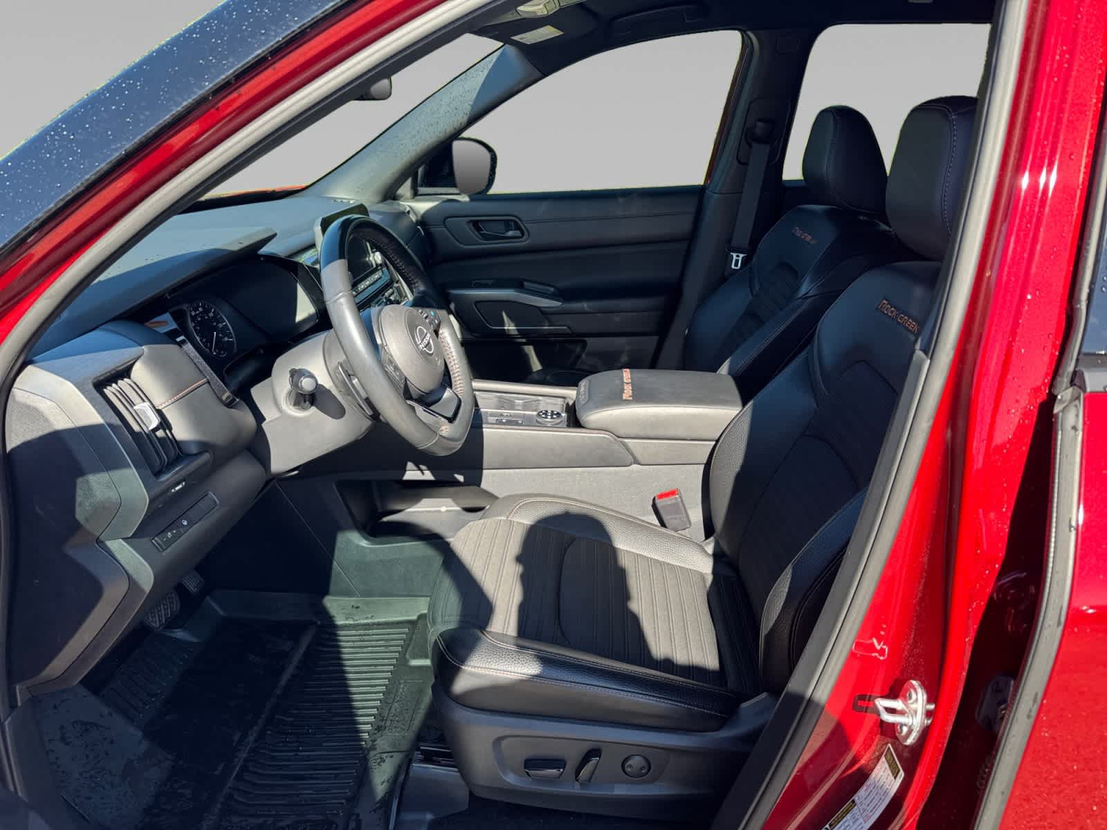 Used 2024 Nissan Pathfinder Rock Creek AWD/4WD image 11