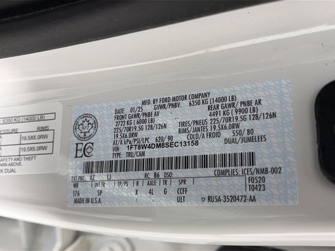 Certified 2025 Ford F450 King Ranch w/ FX4 Off-Road Package image 9