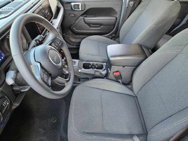 Used 2024 Jeep Wrangler Unlimited AWD/4WD image 15