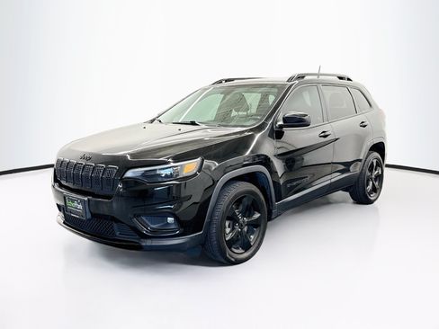 Used 2020 Jeep Cherokee Latitude Plus FWD image 3