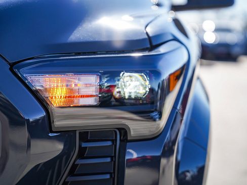 New 2026 Toyota Tacoma SR5 image 5