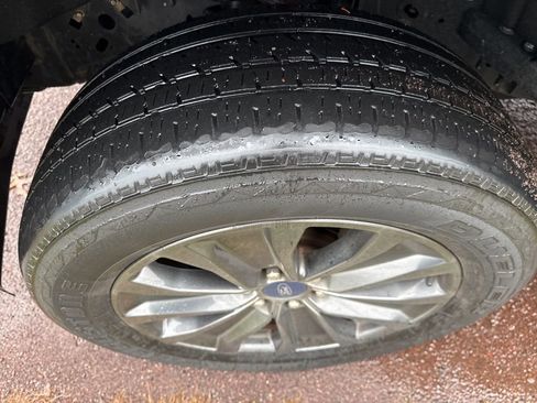 Used 2018 Ford F150 Lariat w/ Equipment Group 502A Luxury image 2