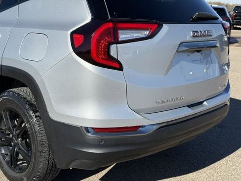 Used 2022 GMC Terrain AT4 w/ Tech Package image 16