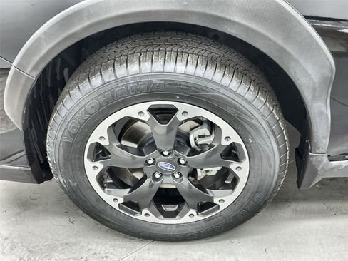 Used 2021 Subaru Crosstrek 2.0i Premium w/ Moonroof Package image 10