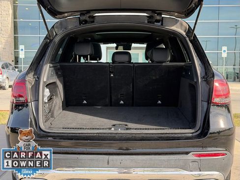 Used 2021 Mercedes-Benz GLC 300 GLC 300 image 25