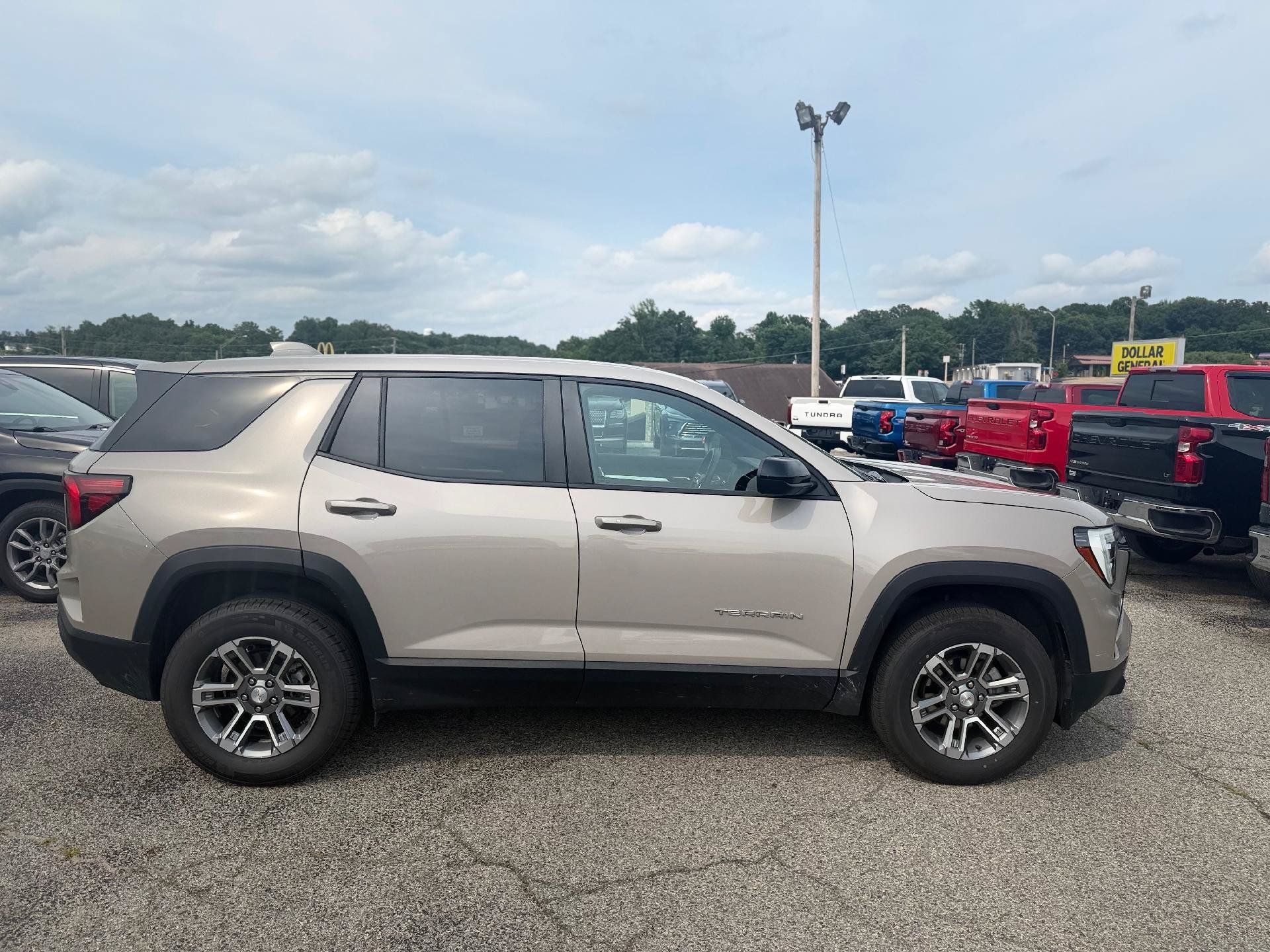 Used 2026 GMC Terrain Elevation AWD/4WD image 2