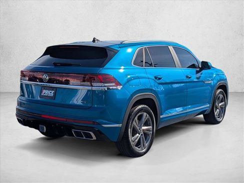 Used 2024 Volkswagen Atlas Cross Sport SEL R-Line image 5