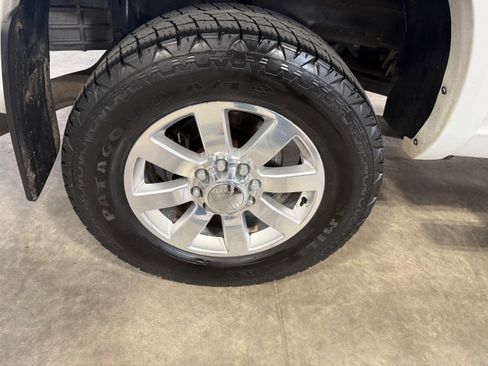 Used 2014 RAM 2500 Longhorn w/ Convenience Group AWD/4WD image 18