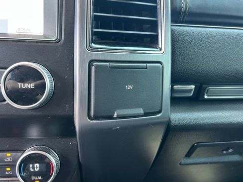 Used 2020 Ford Expedition Max Platinum AWD/4WD image 25