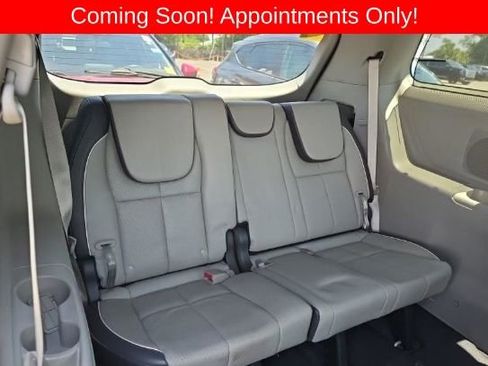 Used 2018 Kia Sedona SX FWD image 5