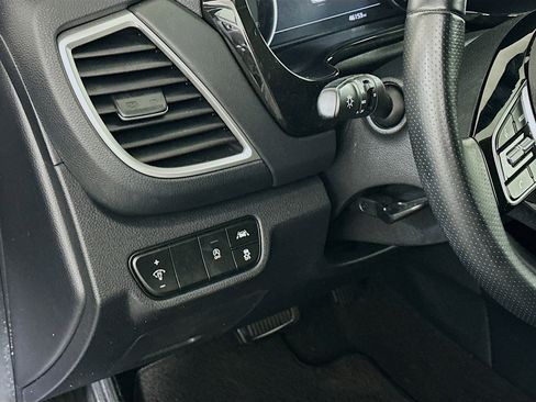 Used 2022 Kia Seltos SX w/ Sunroof Package image 17