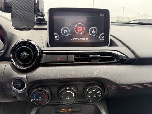 Used 2016 MAZDA MX-5 Miata Club RWD image 7