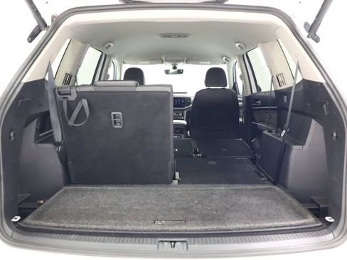 Used 2023 Volkswagen Atlas SE FWD image 34