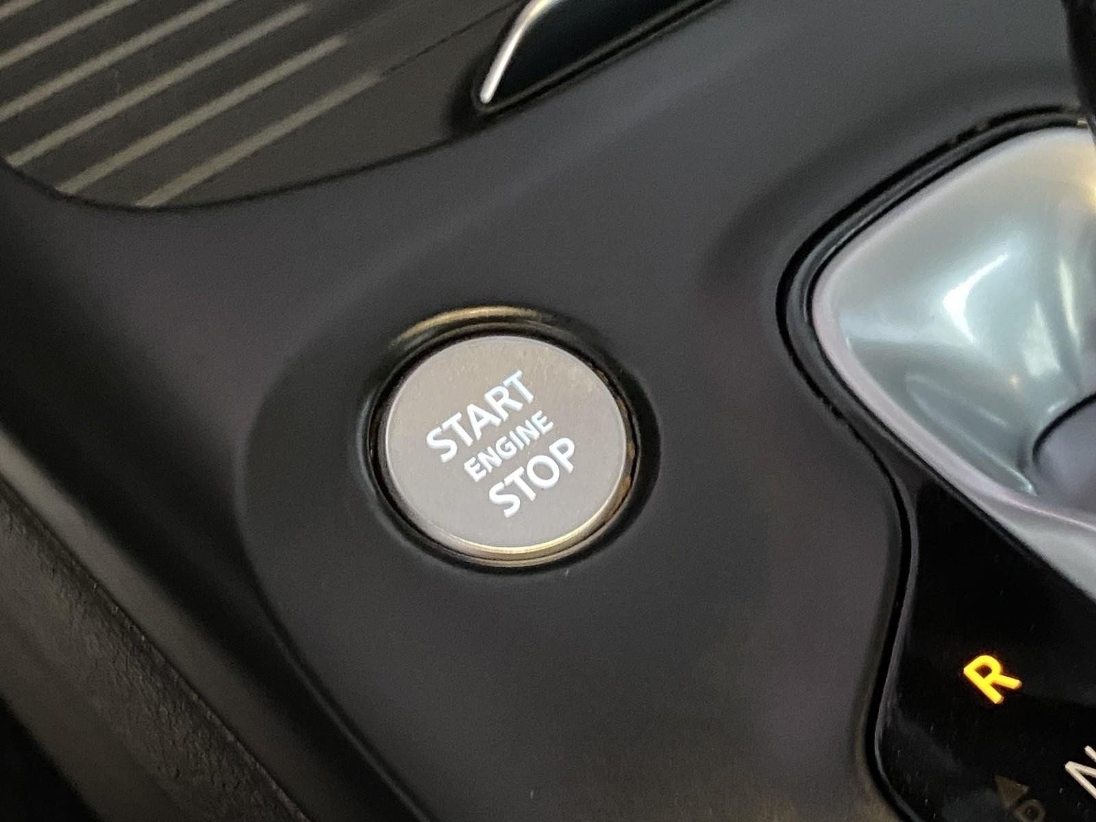 Used 2019 INFINITI QX50 Luxe AWD/4WD image 29