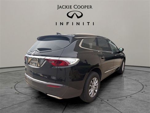 Used 2023 Buick Enclave Essence image 5