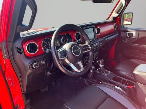 Used 2020 Jeep Gladiator Rubicon w/ Dual Top Group AWD/4WD image 15