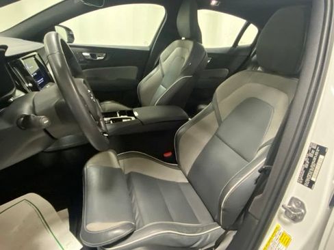 Used 2022 Volvo S60 T8 R-Design AWD/4WD image 11