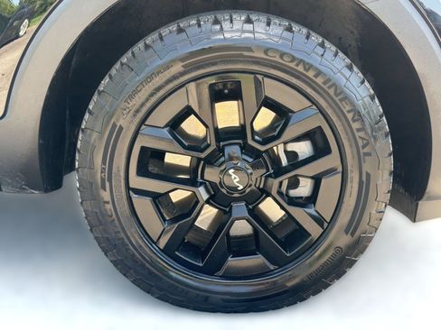 Used 2024 Kia Telluride SX Prestige X-Pro AWD/4WD image 12