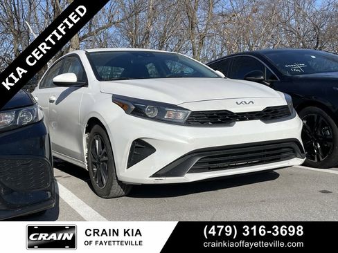 Certified 2024 Kia Forte LXS image 1