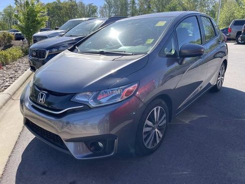 Used 2017 Honda Fit EX image 1