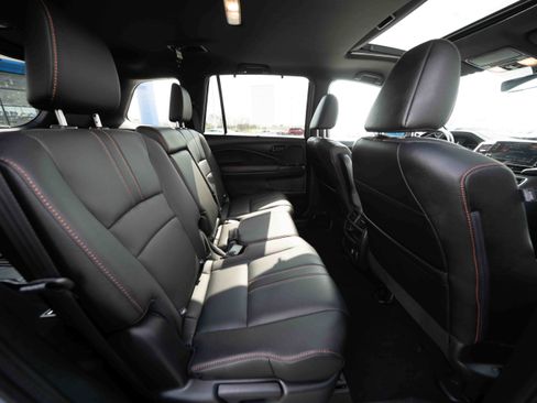 Used 2023 Honda Passport TrailSport image 25