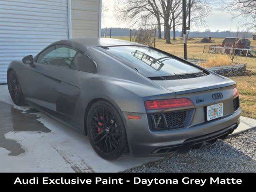 Used 2017 Audi R8 V10 w/ Carbon Exterior Package AWD/4WD image 6