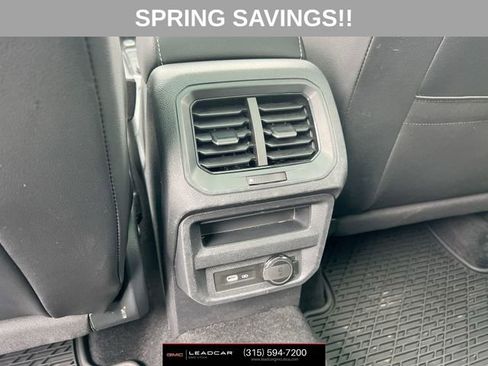 Used 2024 Volkswagen Tiguan SE R-Line image 22