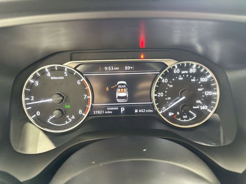 Used 2024 Nissan Rogue SV FWD image 15