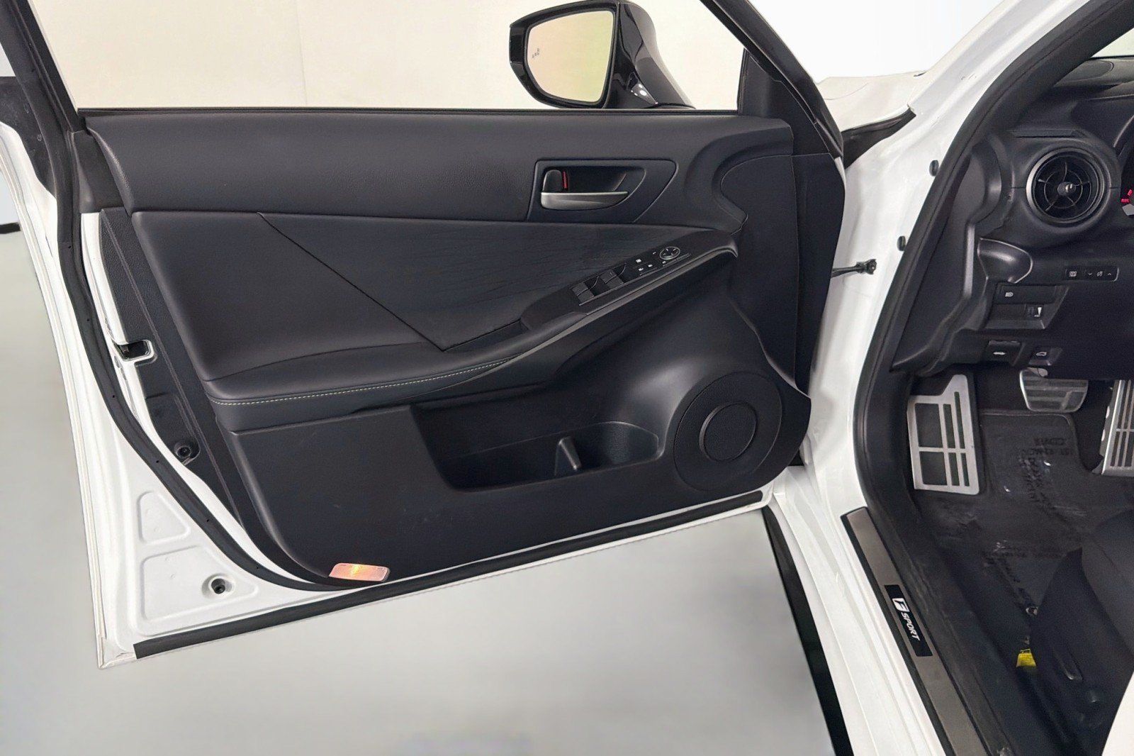 Used 2024 Lexus IS 350 F Sport w/ Accessory Package RWD image 21