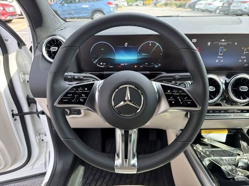 Certified 2026 Mercedes-Benz GLA 250 4MATIC image 23