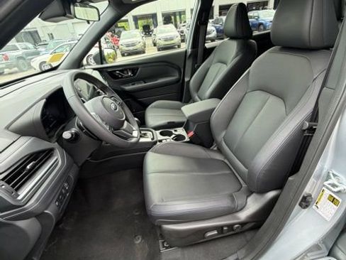 Certified 2025 Subaru Forester Limited AWD/4WD image 10