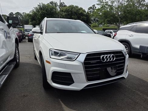Used 2017 Audi Q3 2.0T Premium w/ Convenience Package AWD/4WD image 1