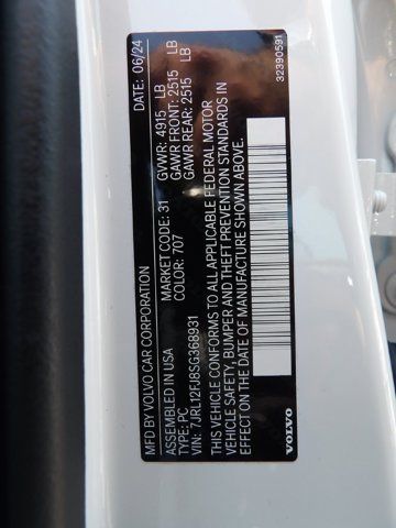 Certified 2025 Volvo S60 B5 Core FWD image 30